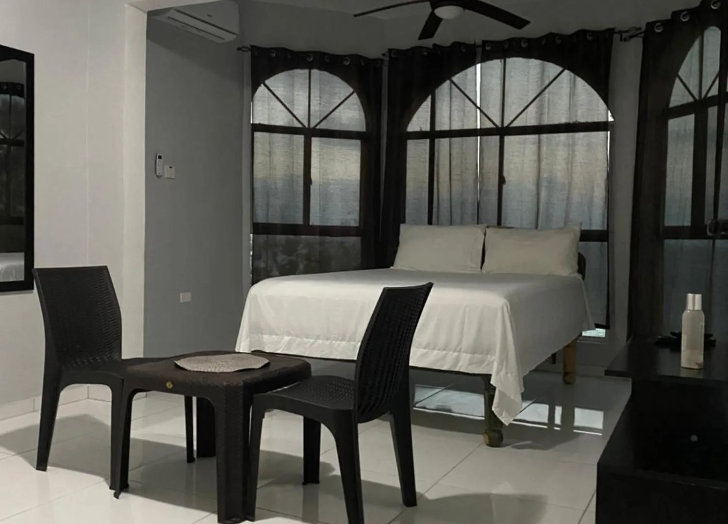 Chrewans Enterprise Ltd Bed & Breakfast Montego Bay Jamaica