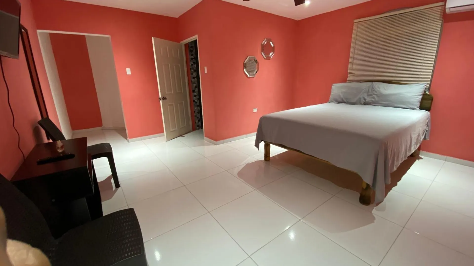 Chrewans Enterprise Ltd Bed & Breakfast Montego Bay 0*,